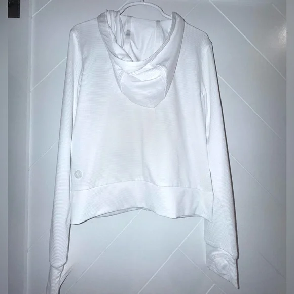 NWOT Sold Out Athleta Girl Long Sleeve Serve UPF White Jacket Size:7 - Picture 15 of 16